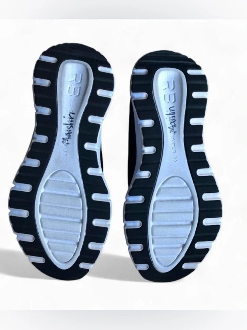 Alegría Slip-On Knit Walking Shoes for Women - Black 7.5 - 8